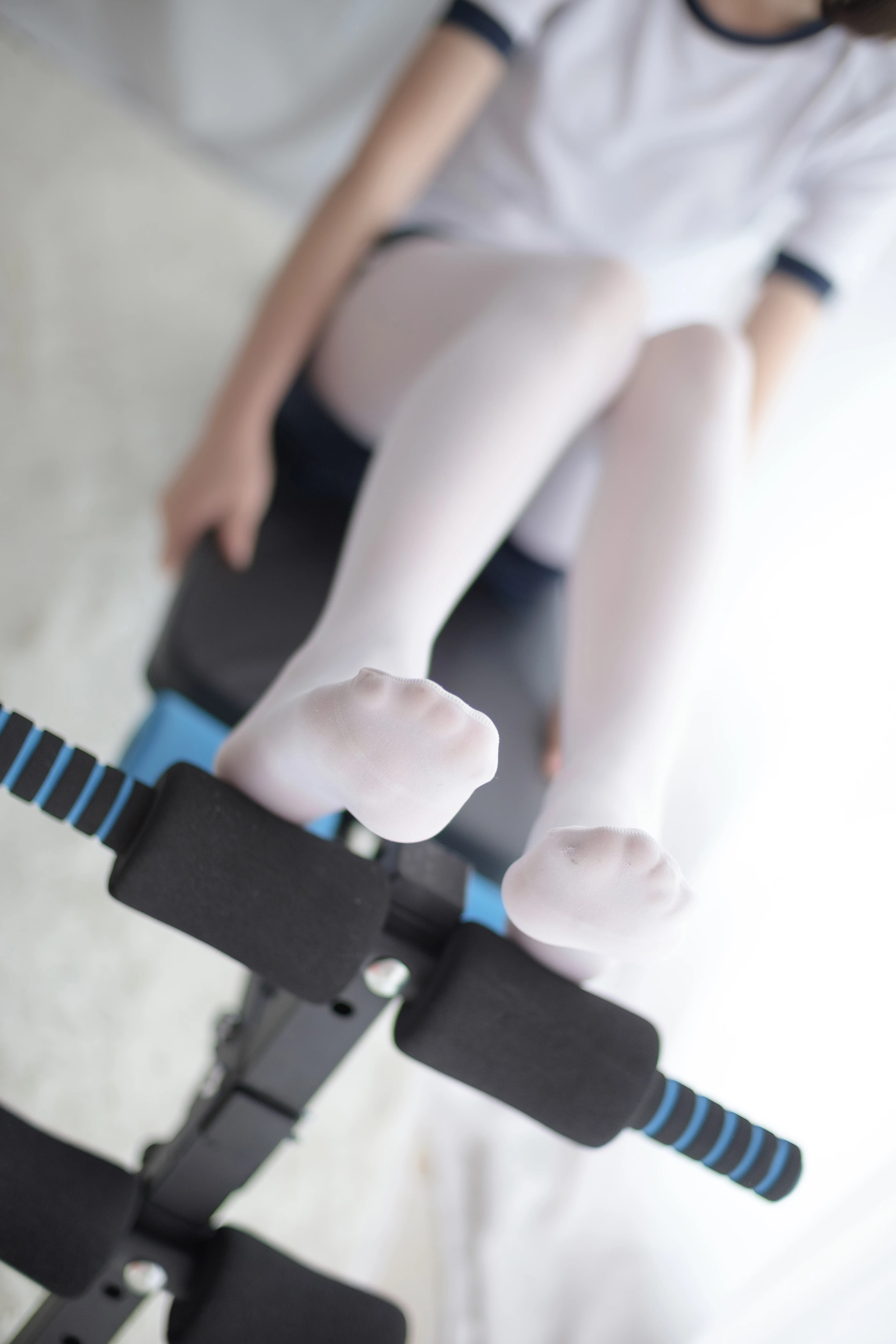 森萝财团 [R15-013] 白丝运动少女 [85P]插图4